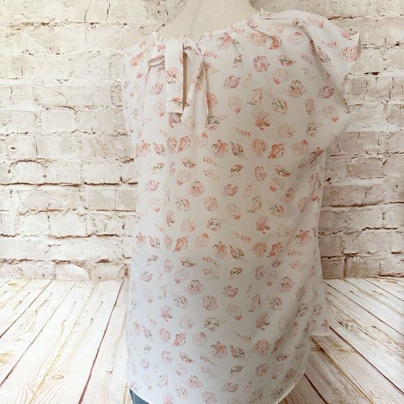 Lauren Conrad seashell chiffon blouse - Picture 7 of 7